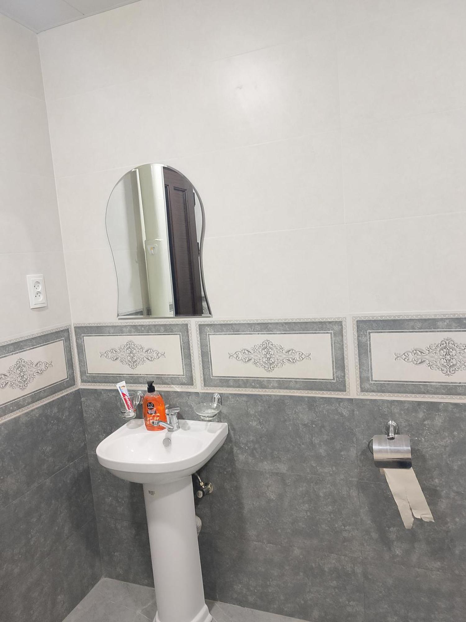 Lyucie Guest House Иджеван Екстериор снимка